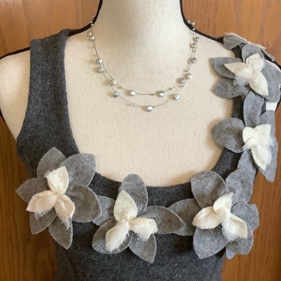 Girls From Savoy Flower Appliqué Dress Sz-XS - Picture 3 of 4